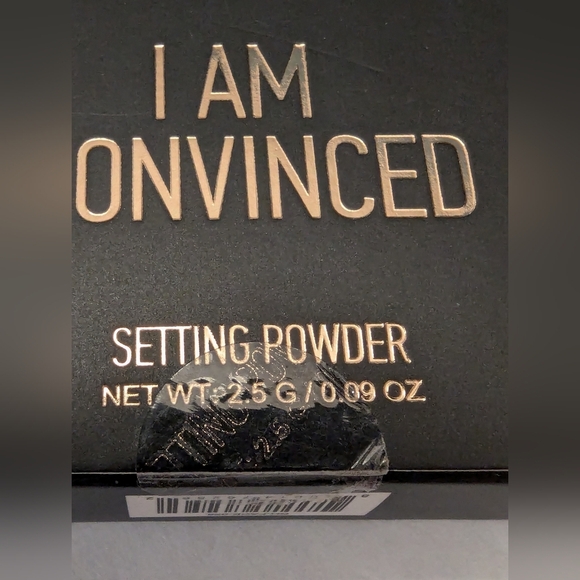 RealHer Setting Powder NIB 2.5g travel size, - Picture 8 of 9